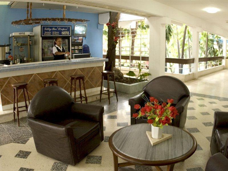 Hôtel Balcon Del Caribe à Santiago de Cuba Extérieur photo